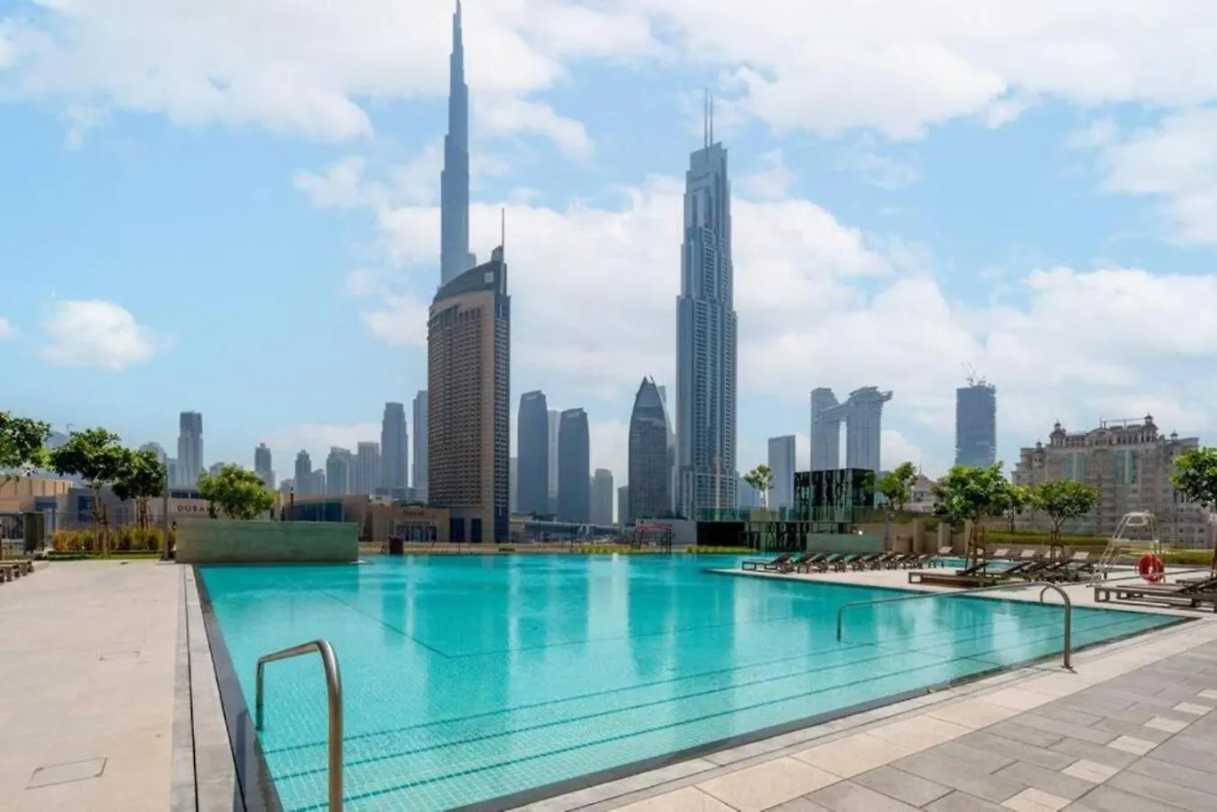Prime Location Full Burj View In Downtown Dubai Apartment